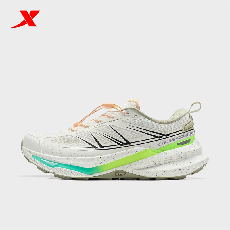 XTEP Women's Outdoor Shoes Canvas White170015-2