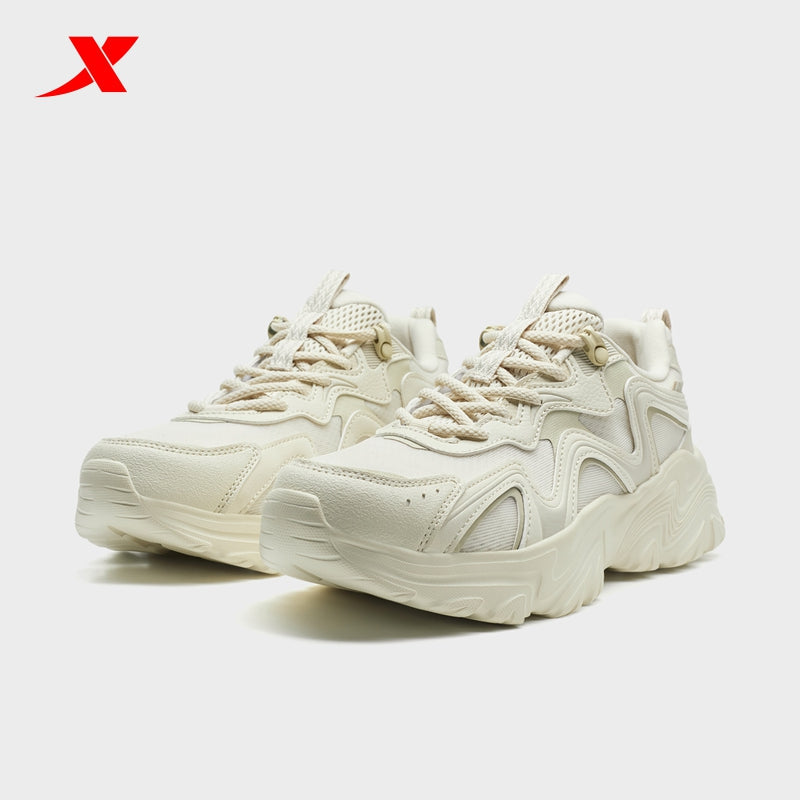 XTEP Women's Outdoor Shoes White Tea 170020-4