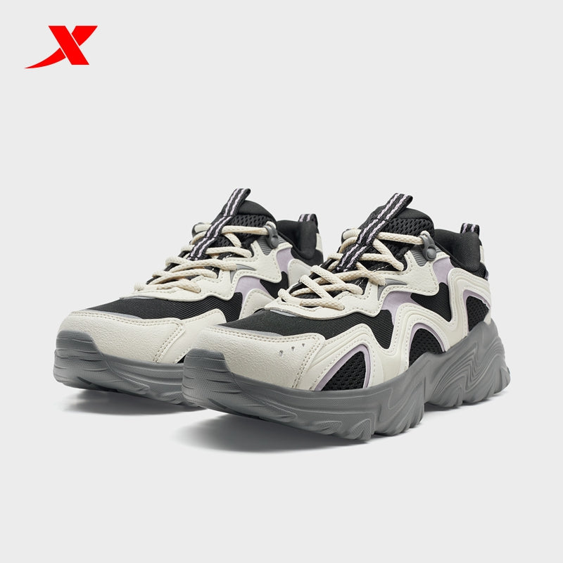 XTEP Women's Outdoor Shoes Alabaster/Black 170020-2