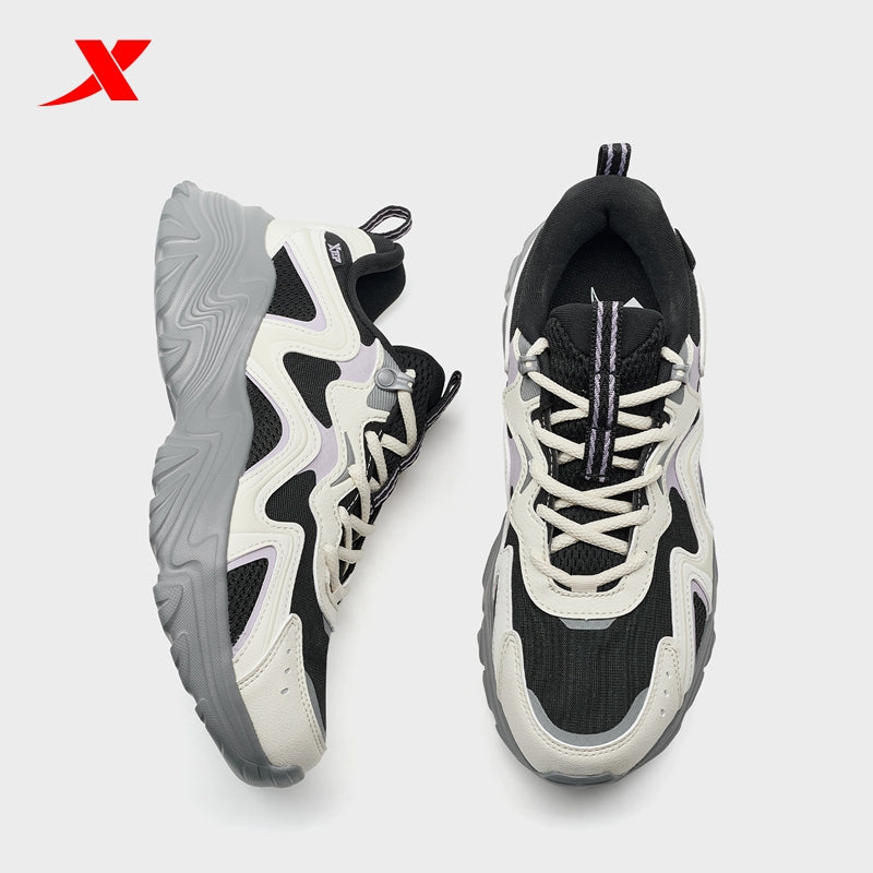 XTEP Women's Outdoor Shoes Alabaster/Black 170020-2