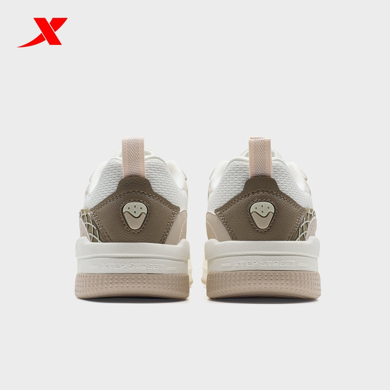 XTEP Women's Skateboarding Shoes Canvas White/Misty Brown/Tea Brown 310028-7
