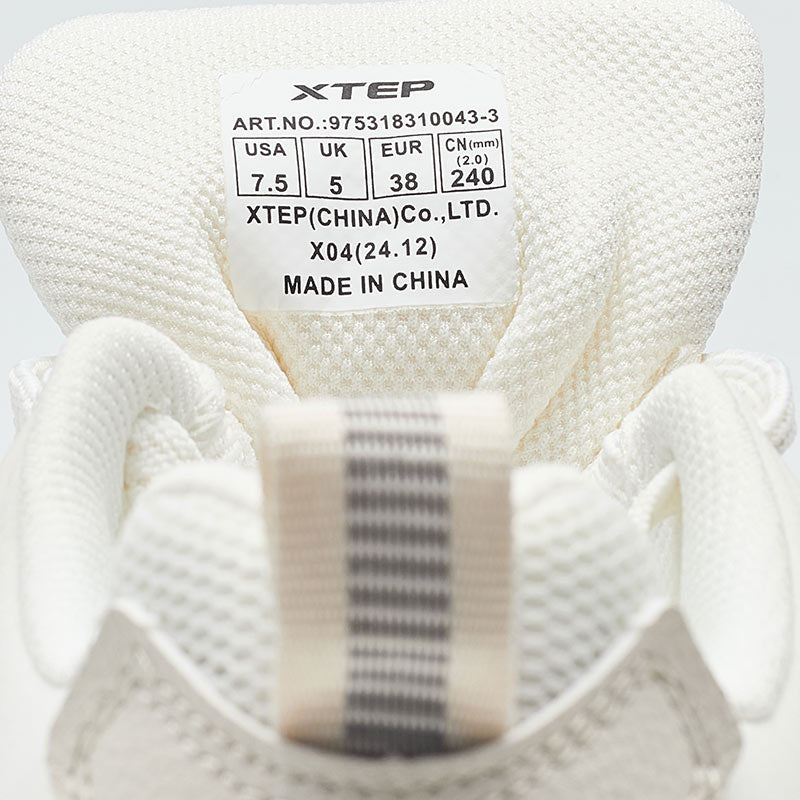 XTEP Women's Skateboarding Shoes Alabaster/Canvas White 310043-3