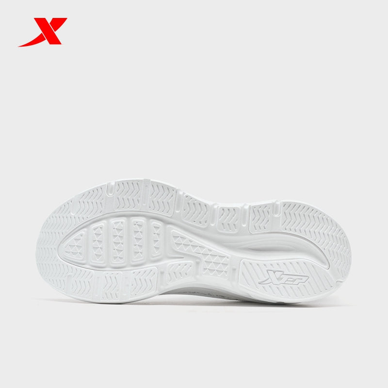 XTEP Men's Running Shoes Classic White/Silver 110058-1